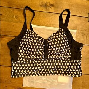 Black and White Geometric Print Bikini/Tankini Top